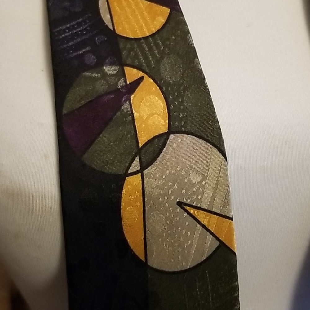 Abstract Silk Necktie - Picture 2 of 4